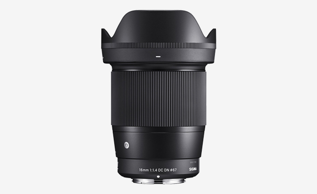 Sigma 16mm f/1.4 Lens (MFT) Detay