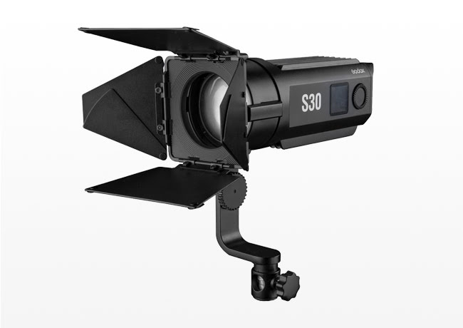 Kiralık Godox S30 Focusing Light 3lü Set