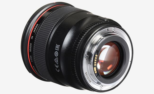 Canon 24mm f/1.4 Lens Detay