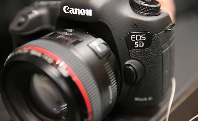 Canon 50mm f/1.2 Lens Detay