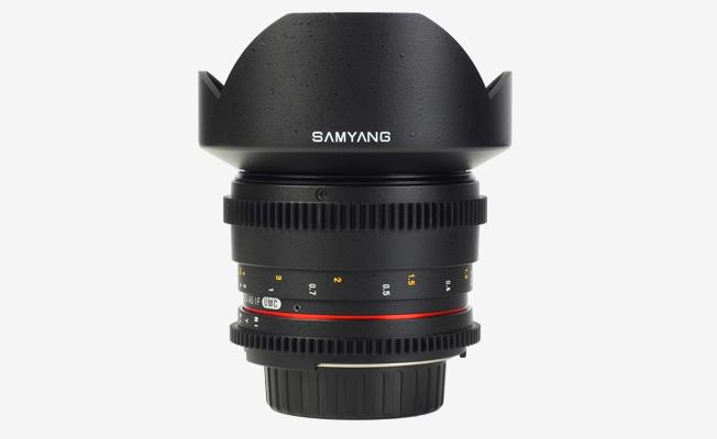 Samyang 14mm f/3.1 Sinema Serisi Lens eklendi