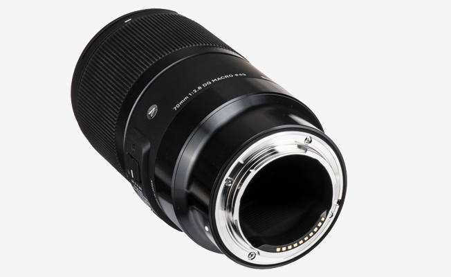 Sigma 70mm f/2.8 Macro Lens (E) Detay