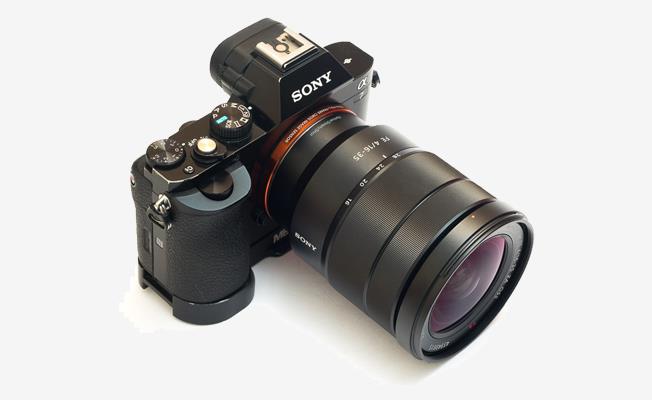 Sony Zeiss 16-35mm f/4 Lens Detay